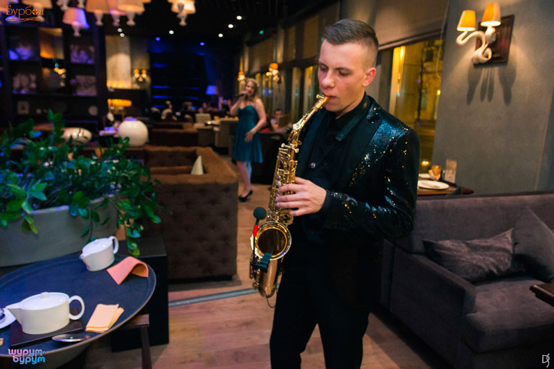 Music Weekend в ресторане Бурбон. Группа компаний Вкус