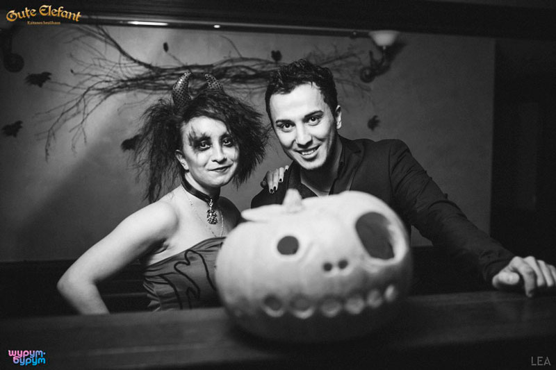 Halloween в пивном ресторане Gute Elefant