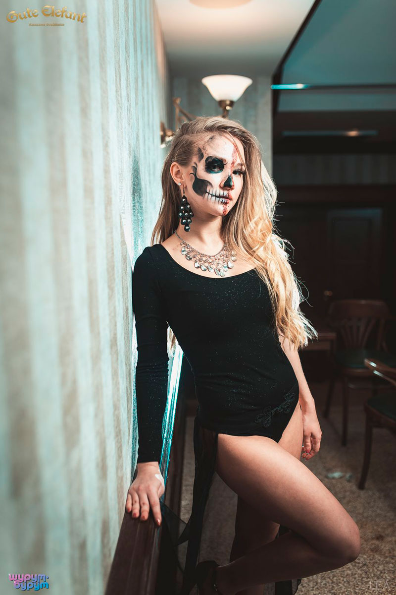 Halloween в пивном ресторане Gute Elefant